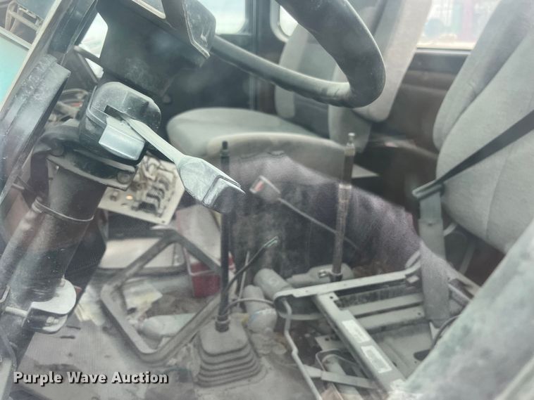 image for item ED2193 2000 Kenworth W900 ready mix truck