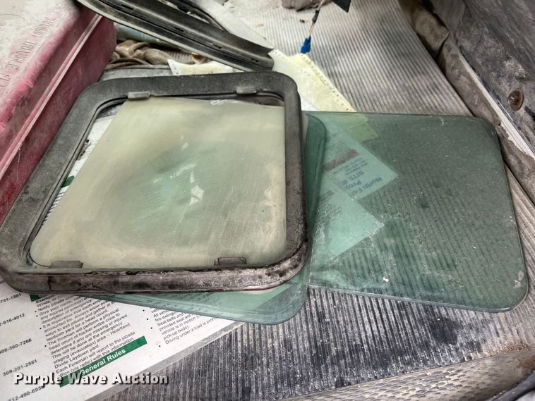 image for item ED2193 2000 Kenworth W900 ready mix truck