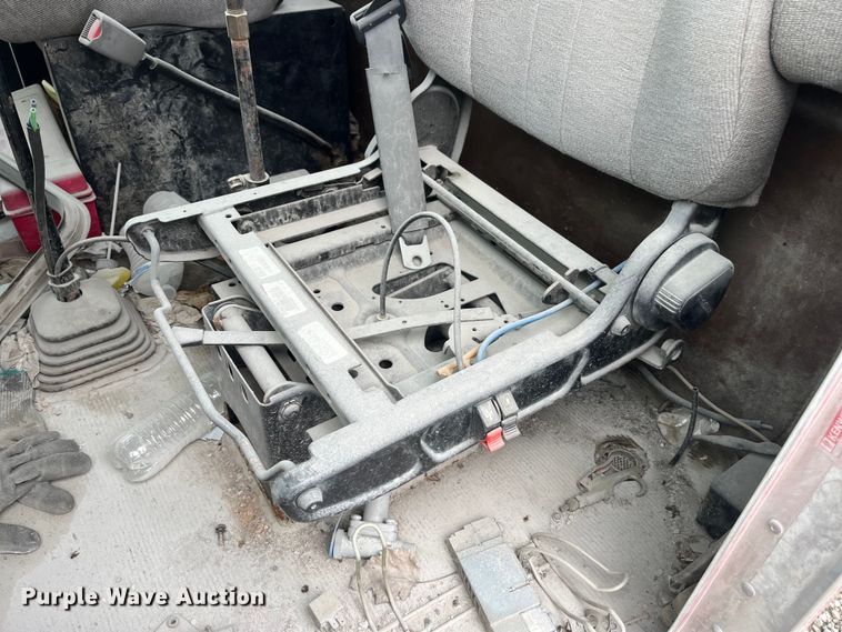 image for item ED2193 2000 Kenworth W900 ready mix truck