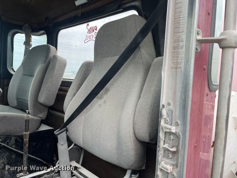 image for item ED2193 2000 Kenworth W900 ready mix truck