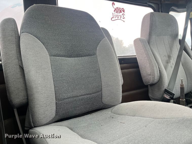 image for item ED2193 2000 Kenworth W900 ready mix truck