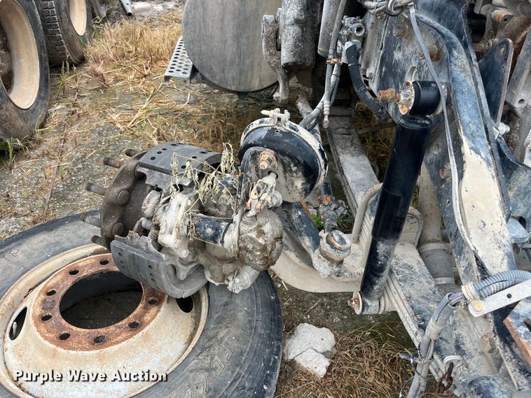 image for item ED2193 2000 Kenworth W900 ready mix truck