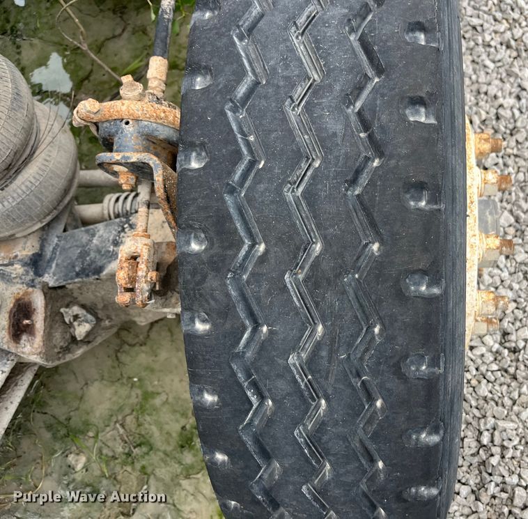 image for item ED2193 2000 Kenworth W900 ready mix truck