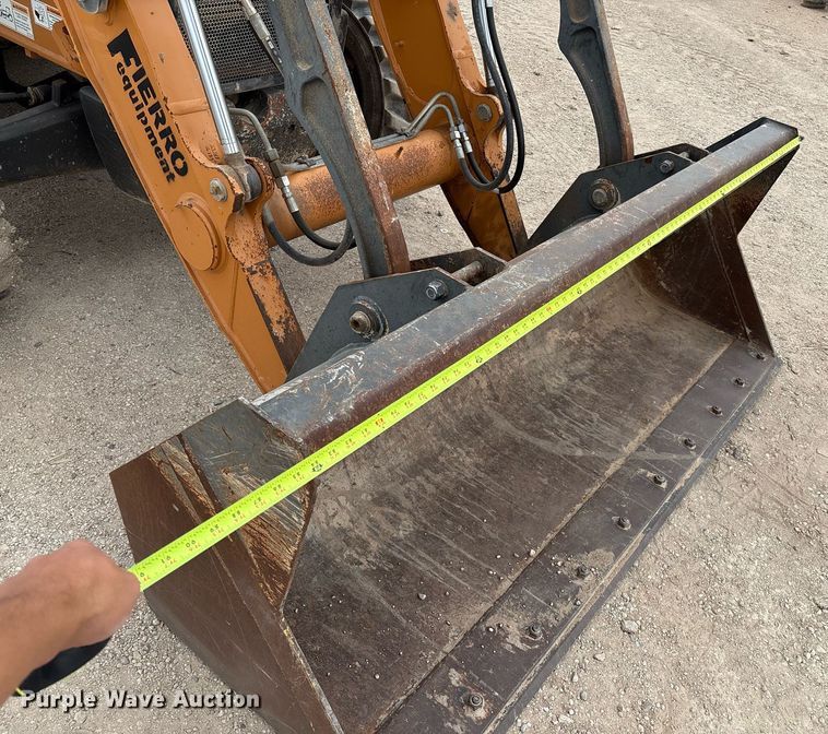 image for item ED2533 2017 Case 580 Super N backhoe