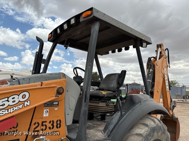 image for item ED2533 2017 Case 580 Super N backhoe