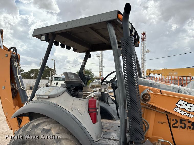 image for item ED2533 2017 Case 580 Super N backhoe