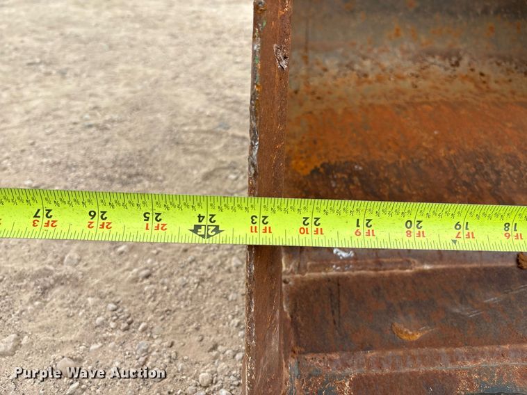 image for item ED2533 2017 Case 580 Super N backhoe