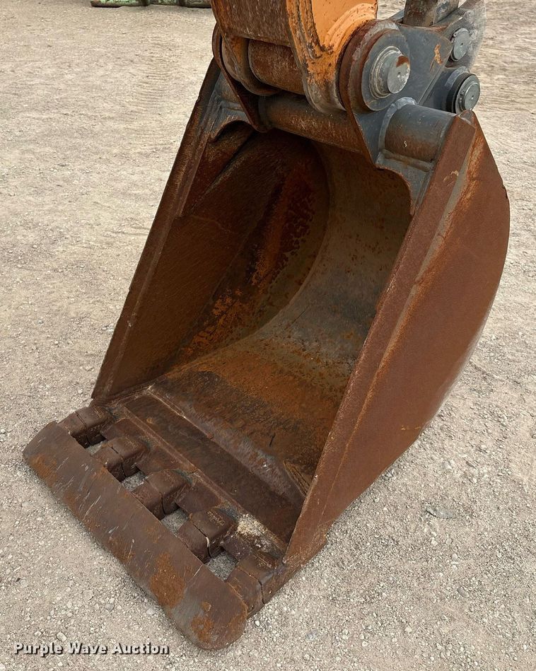 image for item ED2533 2017 Case 580 Super N backhoe