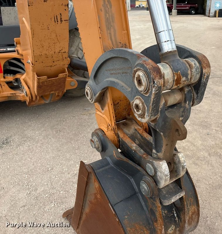 image for item ED2533 2017 Case 580 Super N backhoe