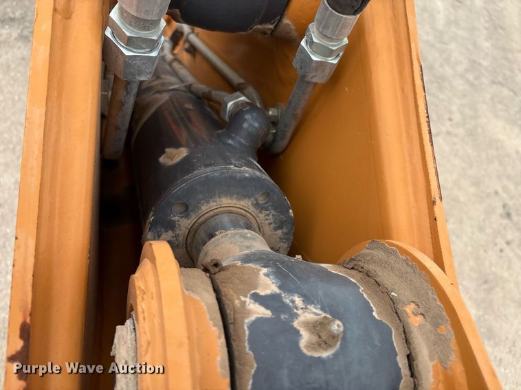 image for item ED2533 2017 Case 580 Super N backhoe