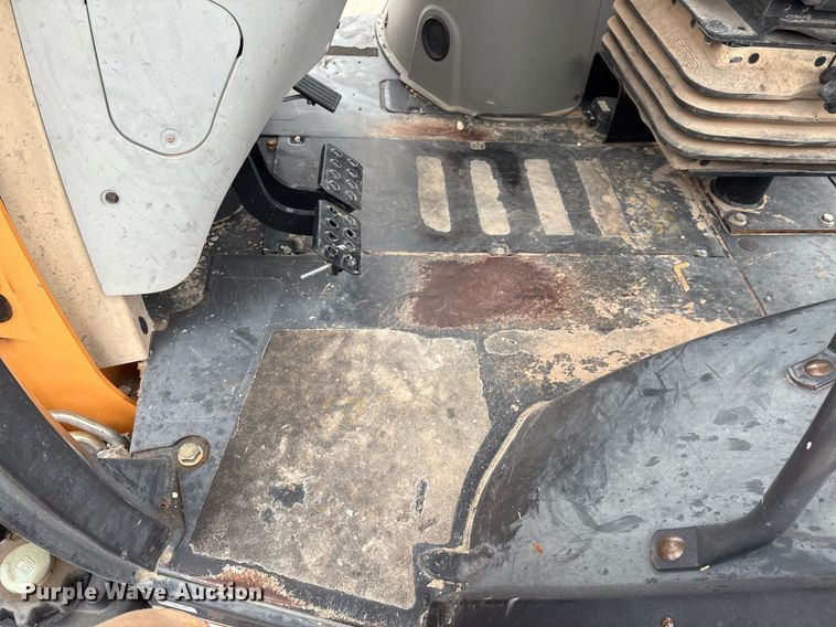 image for item ED2533 2017 Case 580 Super N backhoe