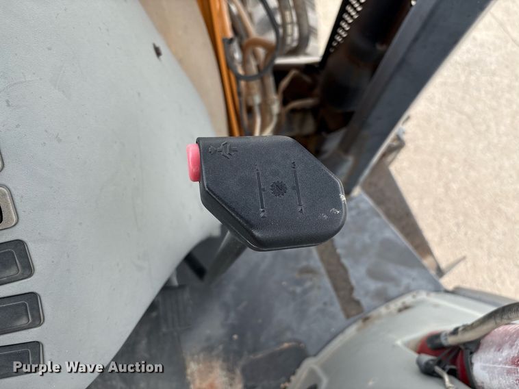 image for item ED2533 2017 Case 580 Super N backhoe