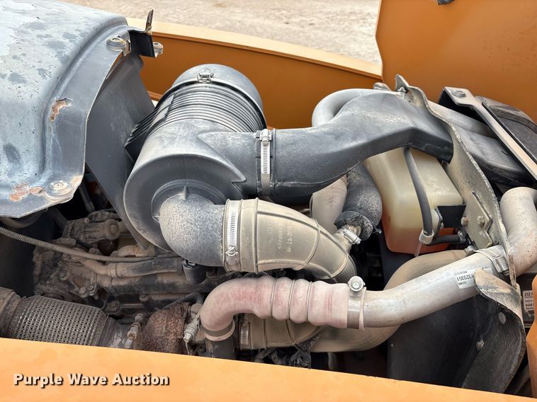 image for item ED2533 2017 Case 580 Super N backhoe