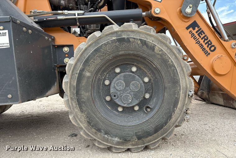 image for item ED2533 2017 Case 580 Super N backhoe