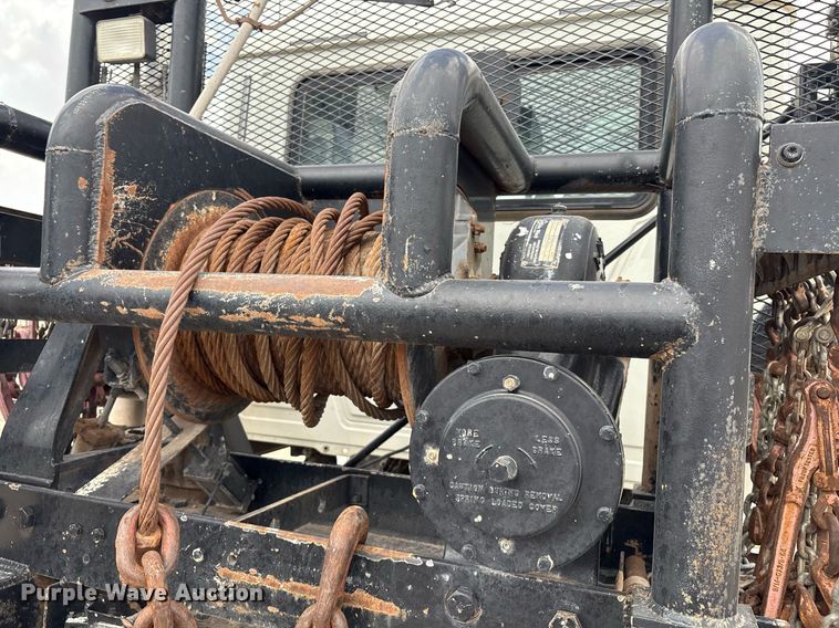 image for item ED2534 2012 Mack CHU 613 semi truck