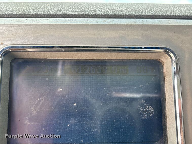 image for item ED2534 2012 Mack CHU 613 semi truck