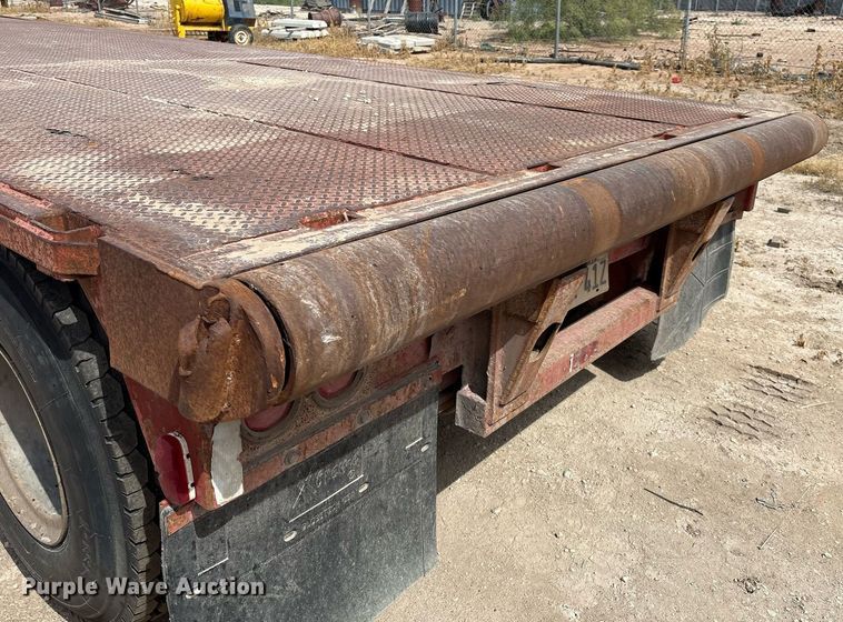 image for item ED2536 1978 Fontaine drop deck trailer