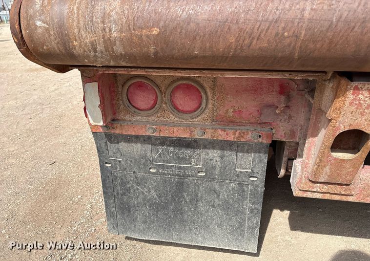 image for item ED2536 1978 Fontaine drop deck trailer