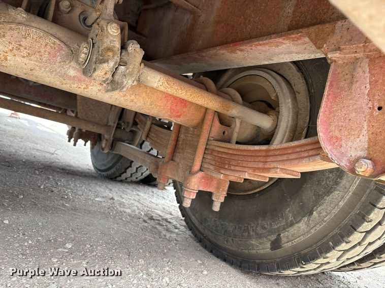 image for item ED2536 1978 Fontaine drop deck trailer