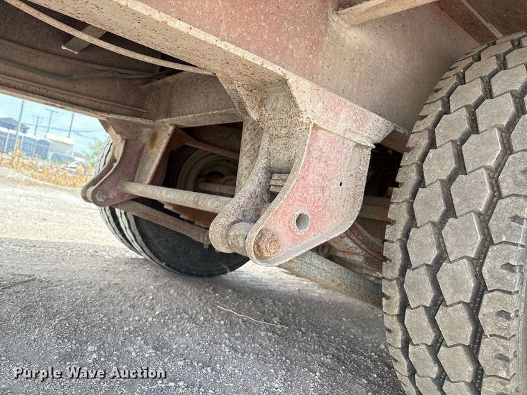 image for item ED2536 1978 Fontaine drop deck trailer