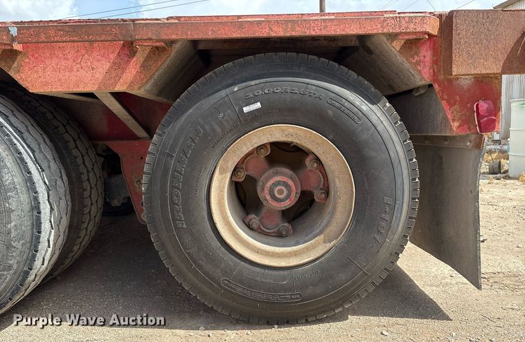 image for item ED2536 1978 Fontaine drop deck trailer