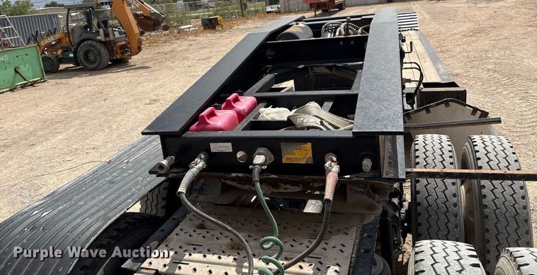 image for item ED2537 2019 Eager Beaver 55GSL lowboy equipment trailer