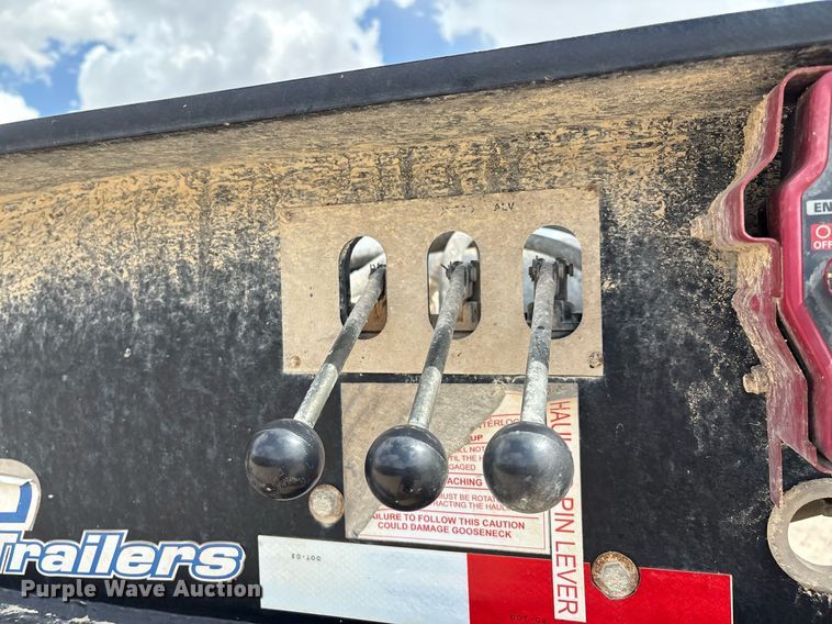 image for item ED2537 2019 Eager Beaver 55GSL lowboy equipment trailer