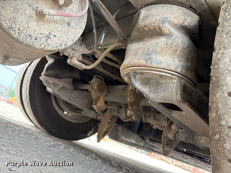 image for item ED2537 2019 Eager Beaver 55GSL lowboy equipment trailer