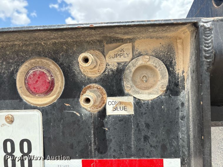 image for item ED2537 2019 Eager Beaver 55GSL lowboy equipment trailer