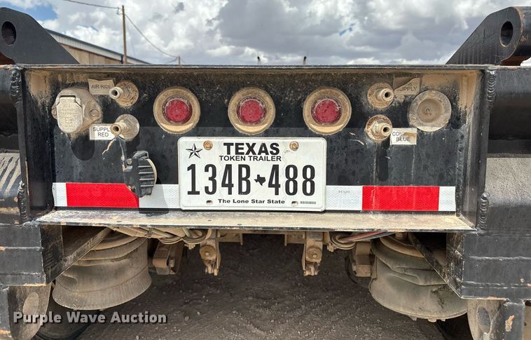 image for item ED2537 2019 Eager Beaver 55GSL lowboy equipment trailer