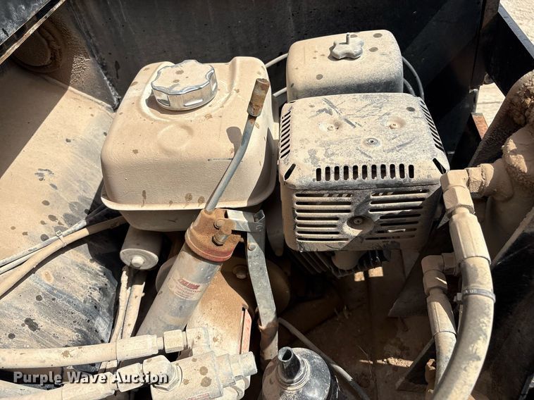 image for item ED2537 2019 Eager Beaver 55GSL lowboy equipment trailer