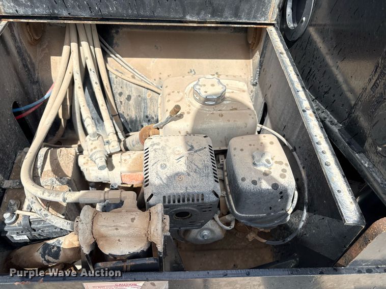 image for item ED2537 2019 Eager Beaver 55GSL lowboy equipment trailer