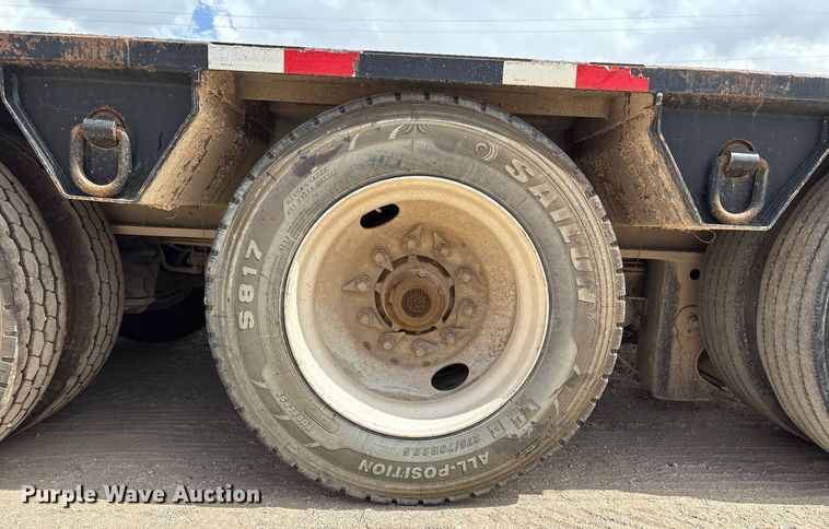 image for item ED2537 2019 Eager Beaver 55GSL lowboy equipment trailer