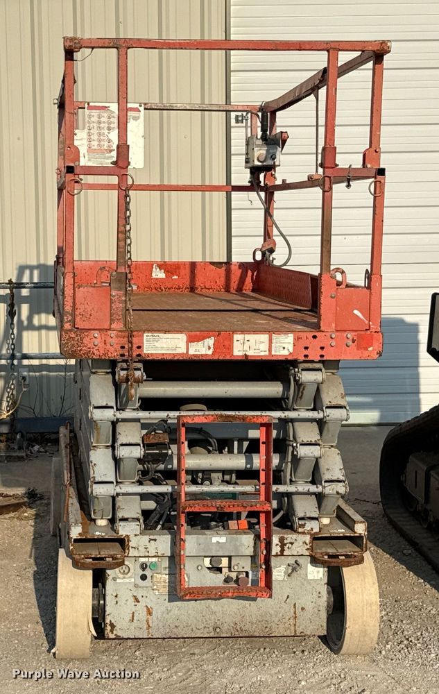 image for item ED4454 Skyjack SJIII 4632 scissor lift