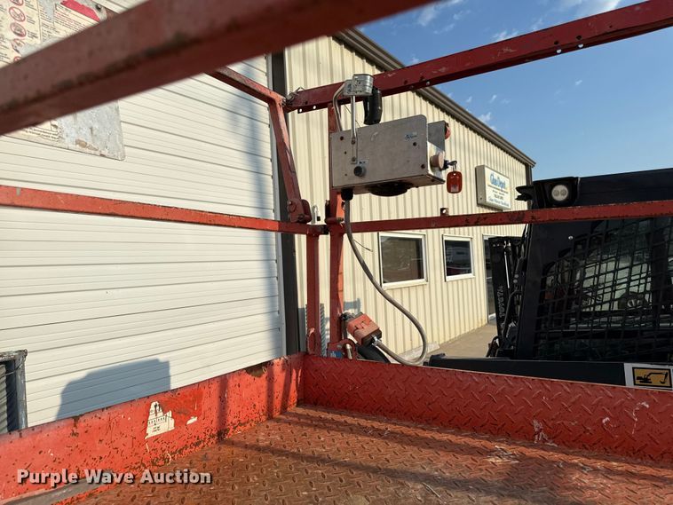 image for item ED4454 Skyjack SJIII 4632 scissor lift