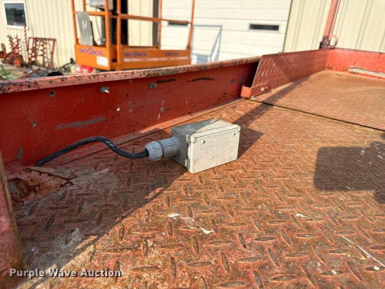 image for item ED4454 Skyjack SJIII 4632 scissor lift