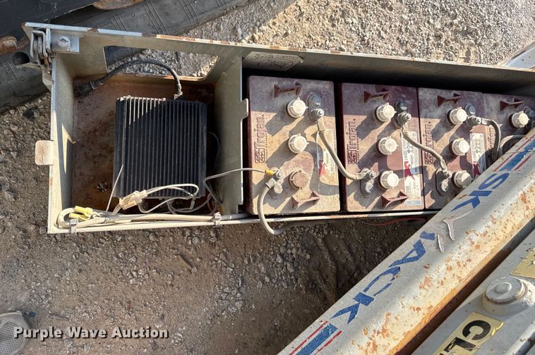 image for item ED4454 Skyjack SJIII 4632 scissor lift