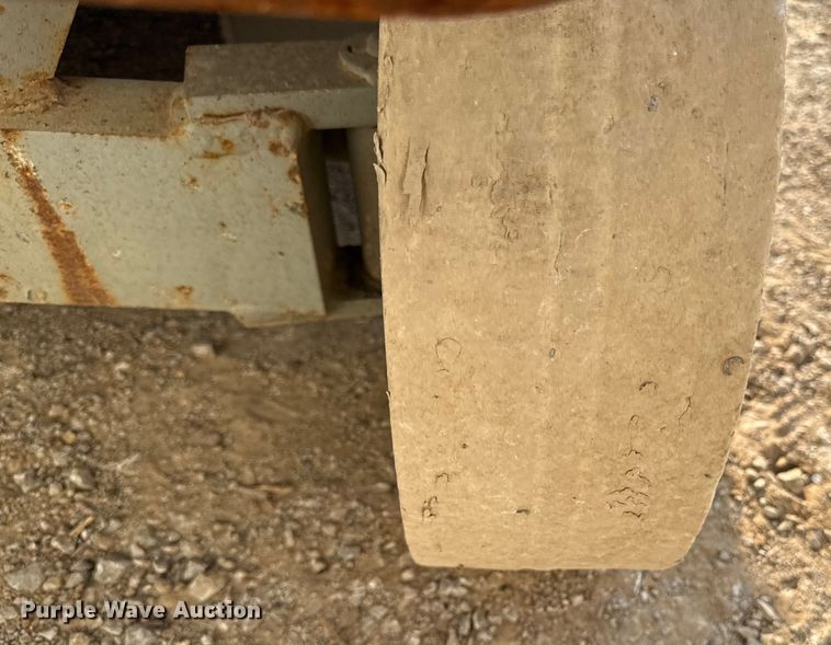 image for item ED4454 Skyjack SJIII 4632 scissor lift