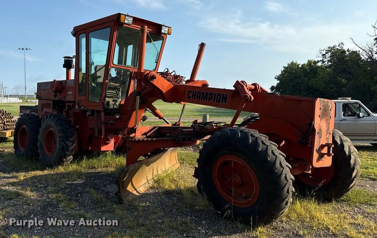 image for item ED4459 1987 Champion 710A motor grader