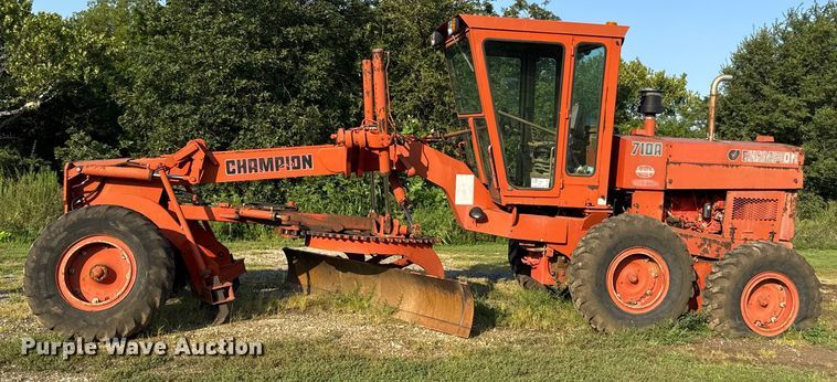 image for item ED4459 1987 Champion 710A motor grader