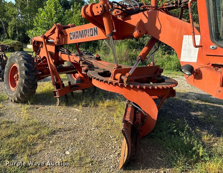 image for item ED4459 1987 Champion 710A motor grader