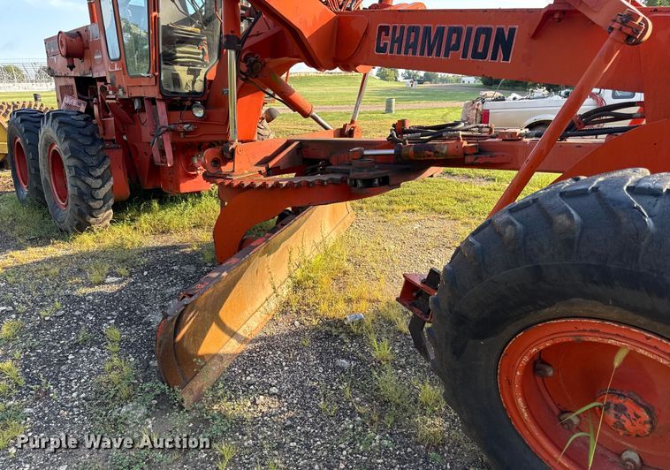 image for item ED4459 1987 Champion 710A motor grader