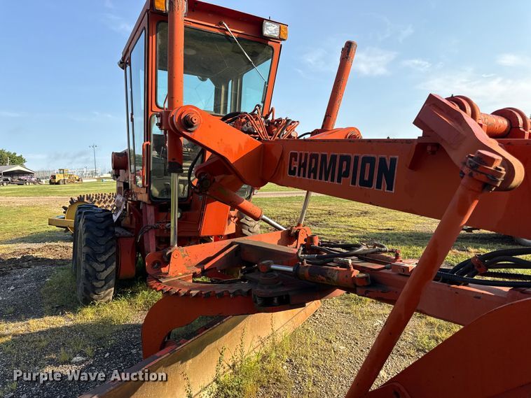 image for item ED4459 1987 Champion 710A motor grader