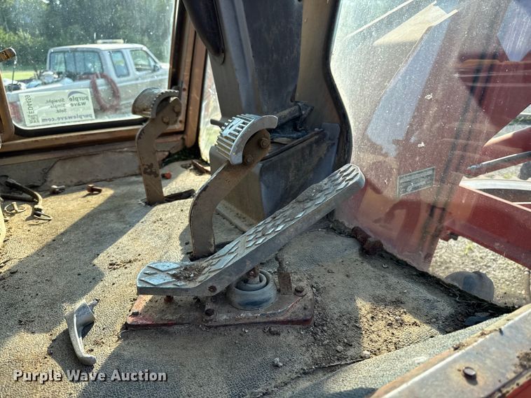 image for item ED4459 1987 Champion 710A motor grader