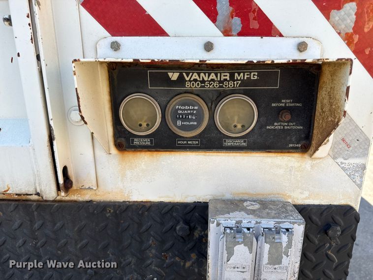 image for item ED4468 2002 International MA035 utility / service truck