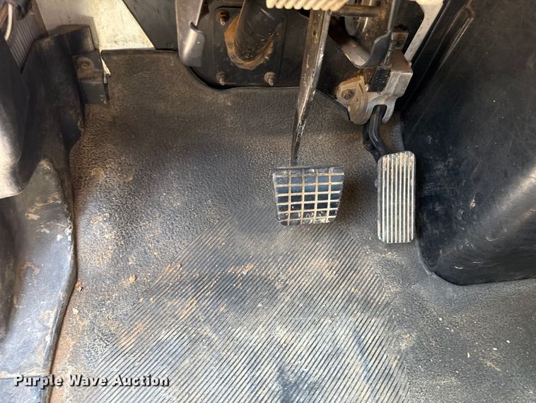 image for item ED4468 2002 International MA035 utility / service truck