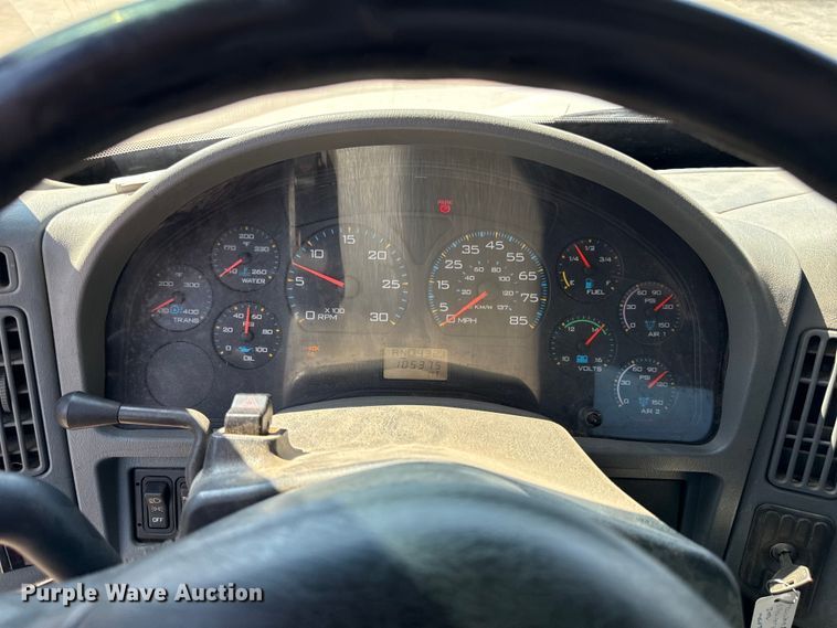 image for item ED4468 2002 International MA035 utility / service truck