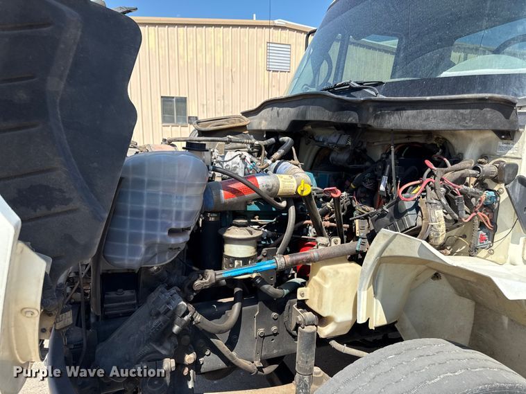 image for item ED4468 2002 International MA035 utility / service truck