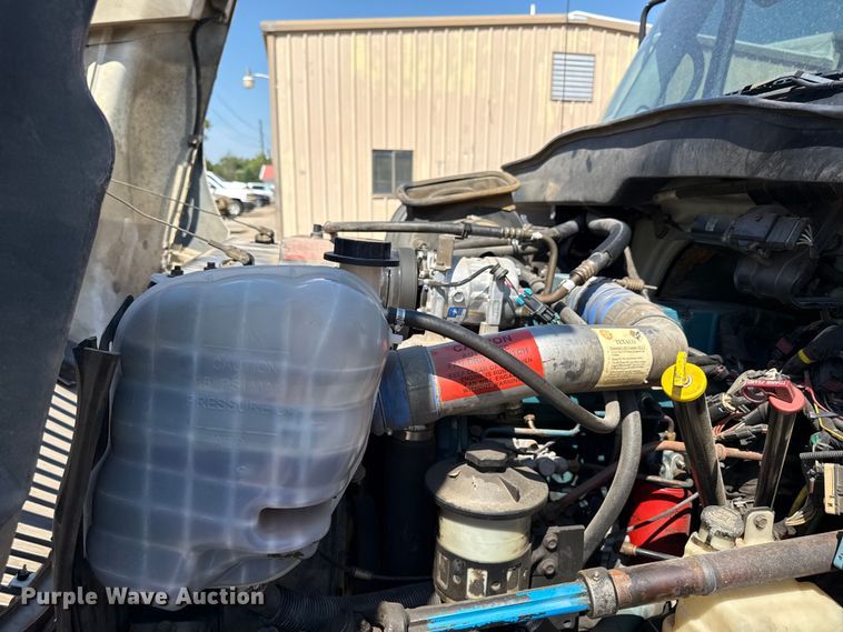 image for item ED4468 2002 International MA035 utility / service truck