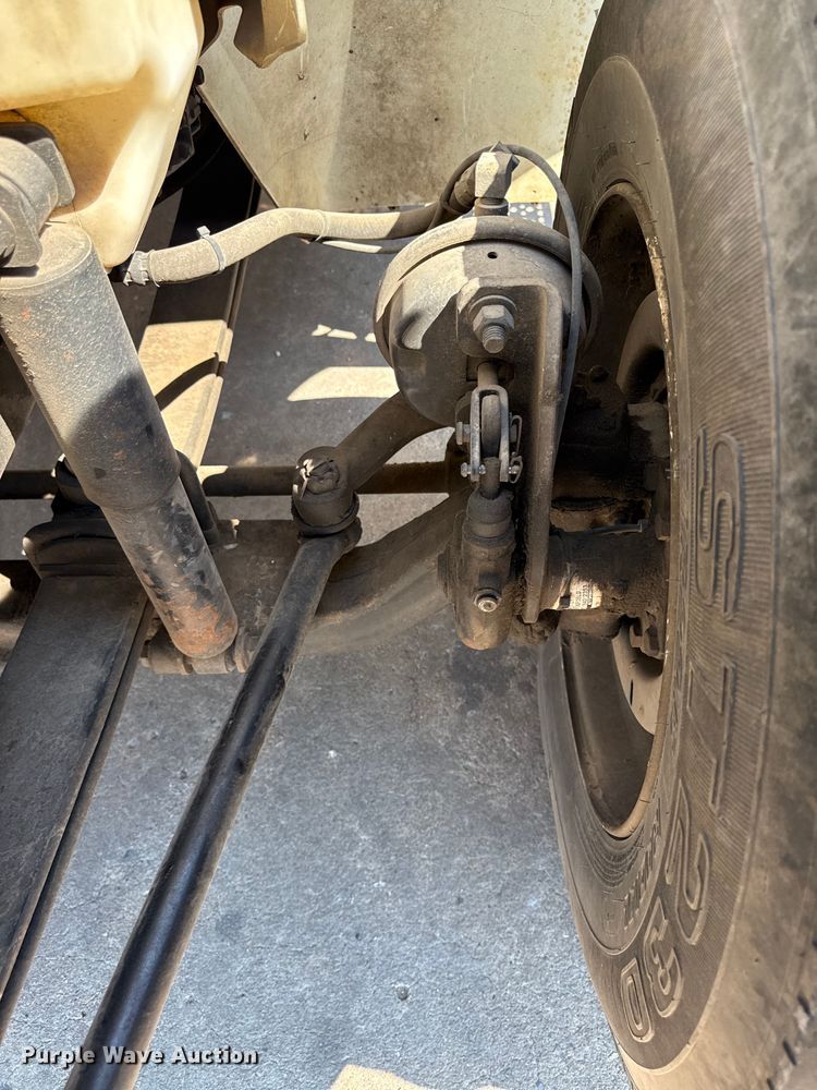 image for item ED4468 2002 International MA035 utility / service truck